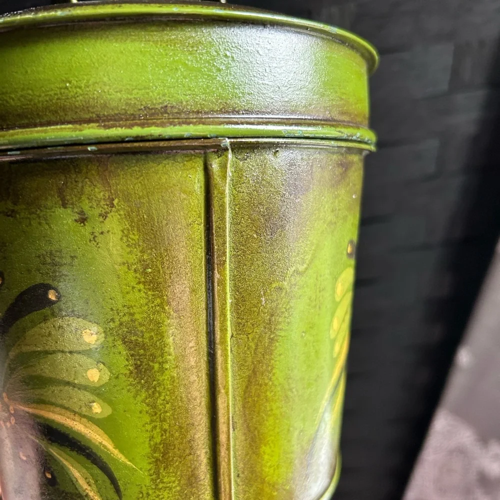 Vintage-Inspired Green Decorative Jar